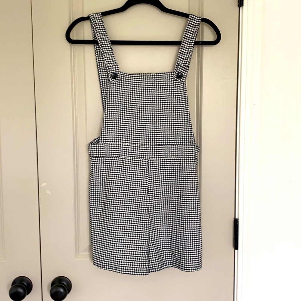 Romper black and white